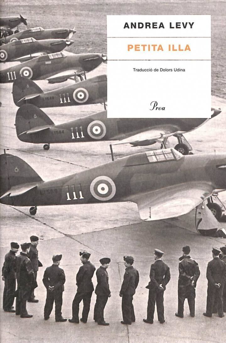 Petita Illa 443 .